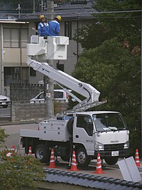 倉庫　高天井LED工事